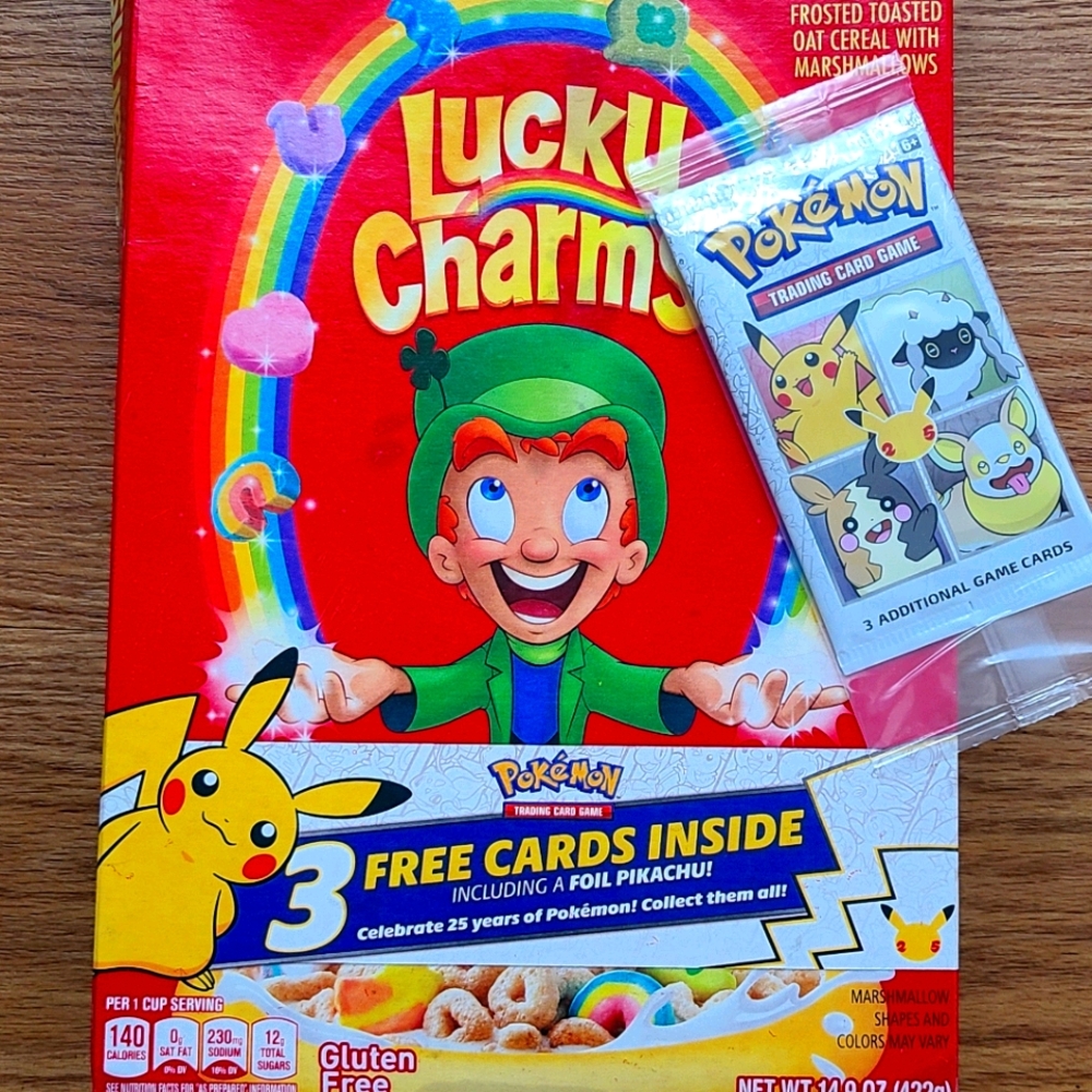 POKÉMON LUCKY CHARMS UNOPENED RARE CARDS